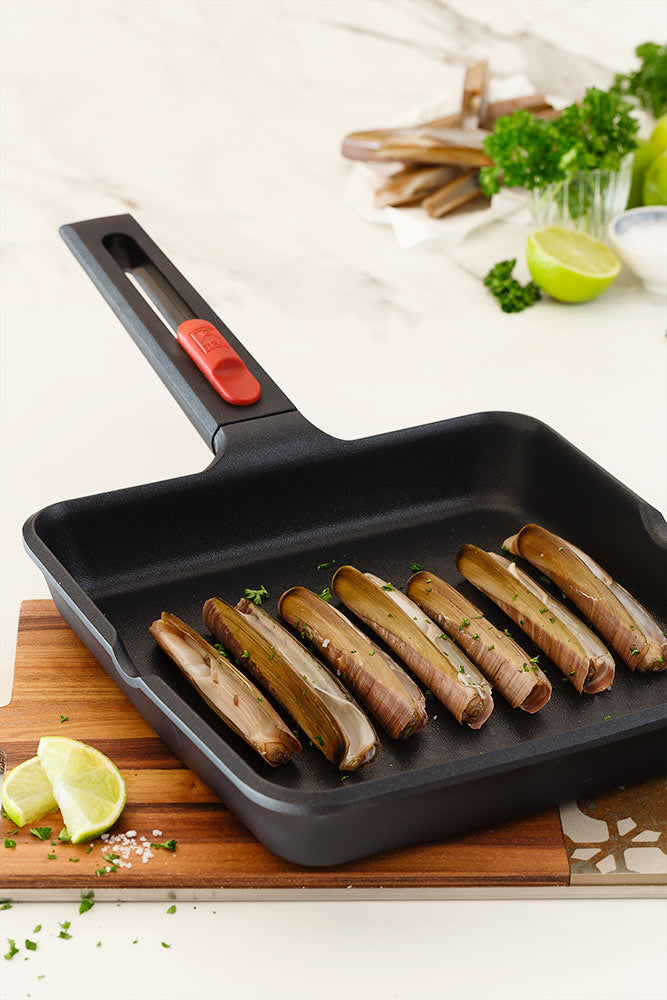 Infinity Cast Aluminium Ribbed Grill with Non-Stick