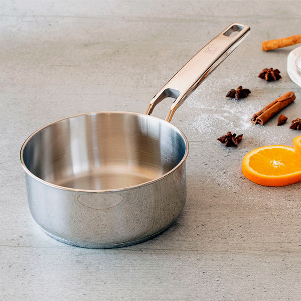 Signature Stainless Steel 10 Pieces Cookware Set