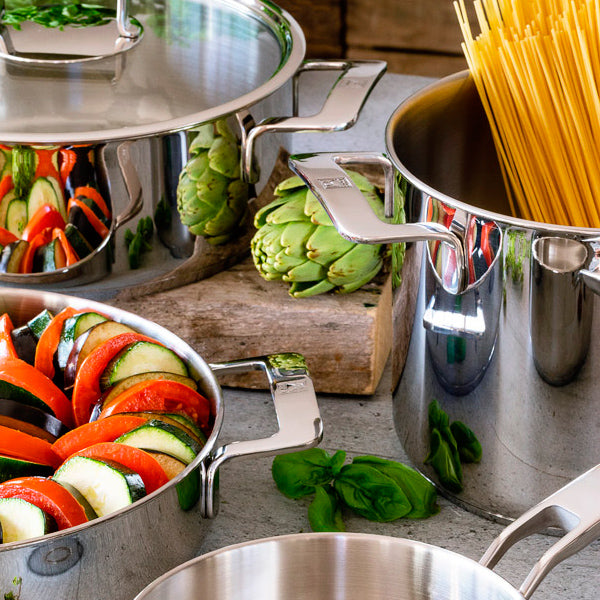 Signature Stainless Steel 10 Pieces Cookware Set