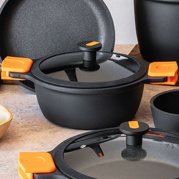 Efficient Pro Cast Aluminum High Casserole with Non-Stick and Glass Lid
