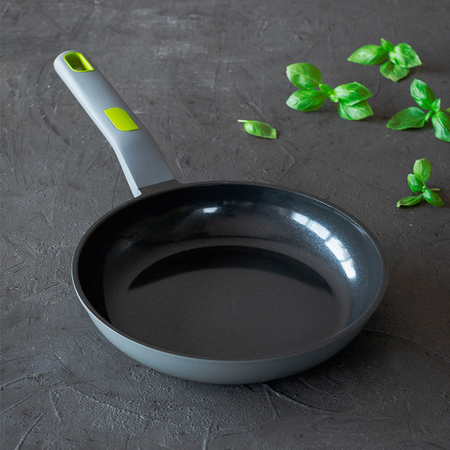 Life Recycled Cast Aluminum Frying Pan with Ceramic Non-Stick