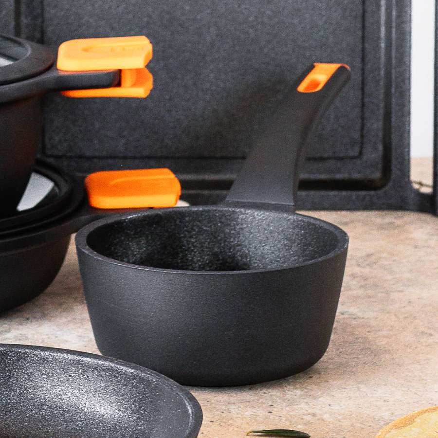 Efficient Pro Cast Aluminum 10 Pieces Cookware Set